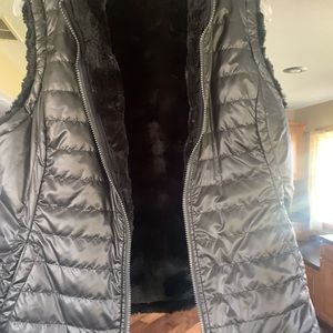 Women’s size large black fuzzy soft vest